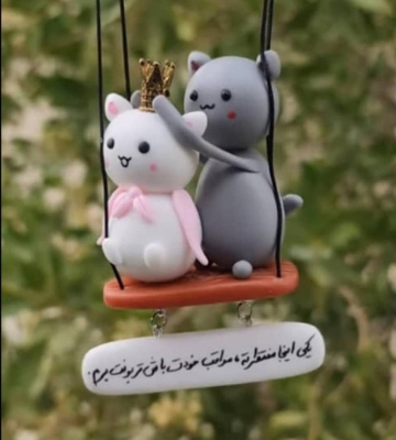 تصویر  آویز گربه های عاشق