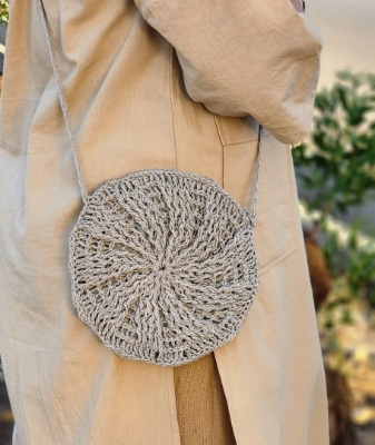 تصویر  کیف رافیا دایره